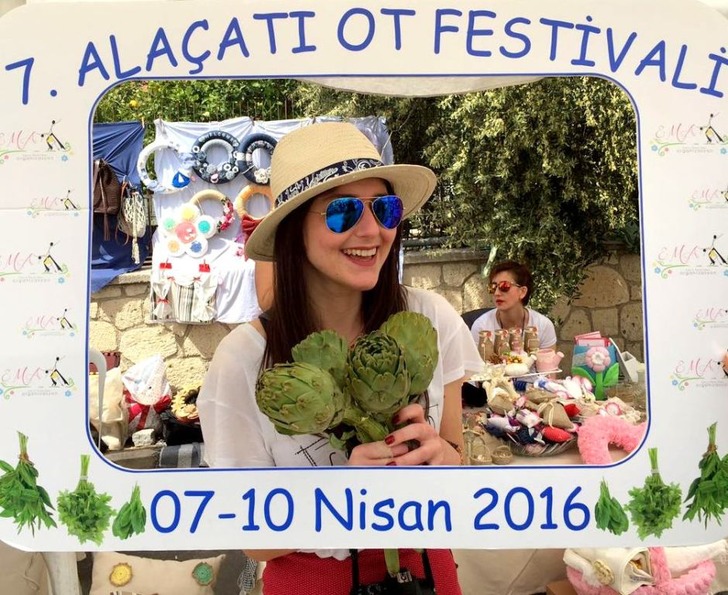 Hadi Buyurun 7. Alaçatı Ot Festivali'ne!