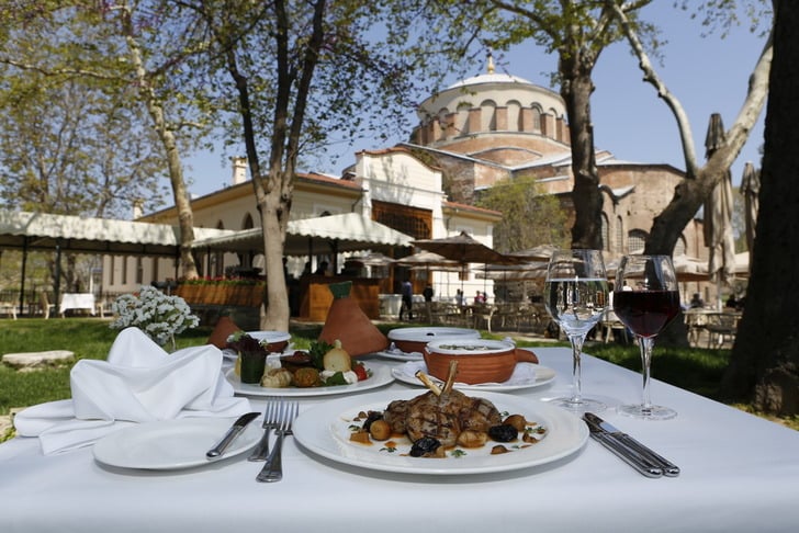 .karakolrestaurant.com