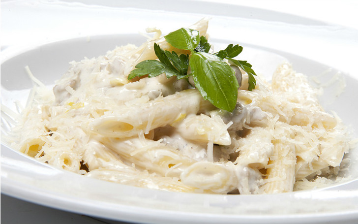 Kremalı Mantar Soslu Penne Makarna Tarifi