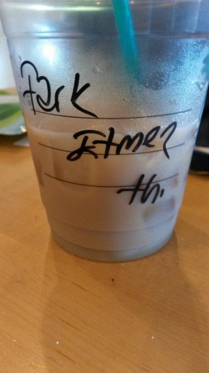 Starbucks'ta Kahvenizi Daha Hızlı Alabilmek İçin Bilmeniz Gereken 8 Tüyo