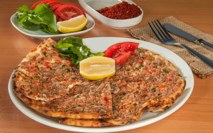 lahmacun-dilim-dilim