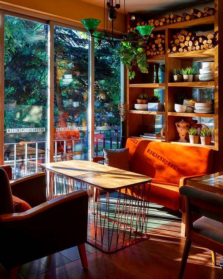 https://www.instagram.com/kirpicafe/ | instagram