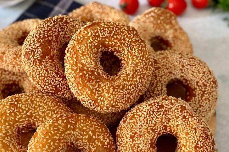 Susamlı Simit Pişi Tarifi
