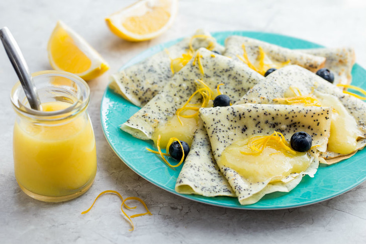 Limon Soslu Haşhaşlı Krep Tarifi