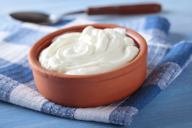 yogurt-sivilce-fayda