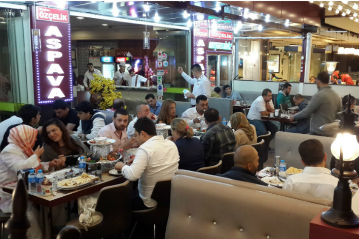 Evden Önceki Son Durak: Ankara'da Geceyi Bitiren En Leziz 13 Mekan ve Yemekleri