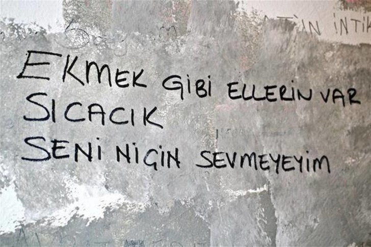 Yemeğin Aşkla Bir Alakasının Olduğunun Kanıtı 15 Duvar Yazısı