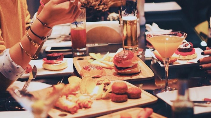 foursquare - kozmonot pub