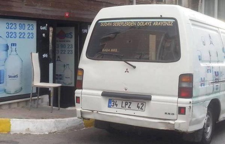 Sloganlarıyla Büyük Markalara Taş Çıkaran 13 Mizahşör Yurdum Esnafı
