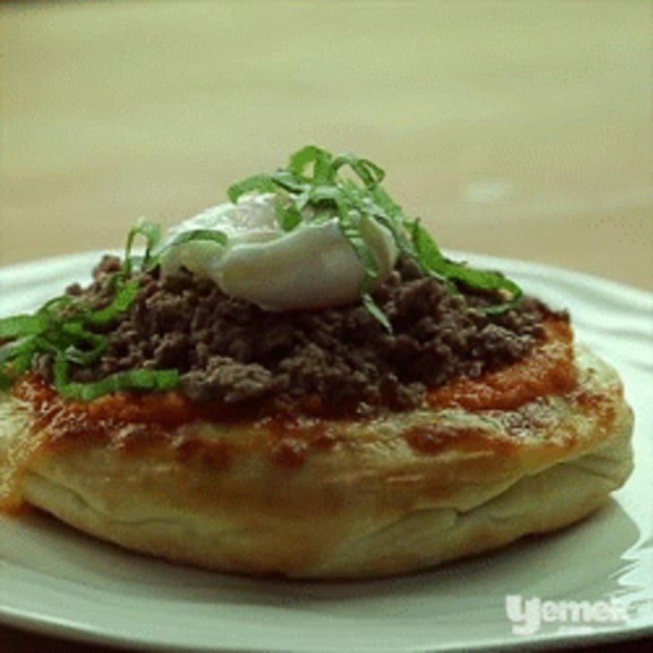 pose-yumurtali-kiymali-bazlama-gif