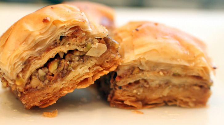 yunan baklavası türk yemekleri