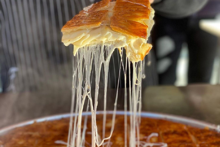https://www.instagram.com/levent.borek/