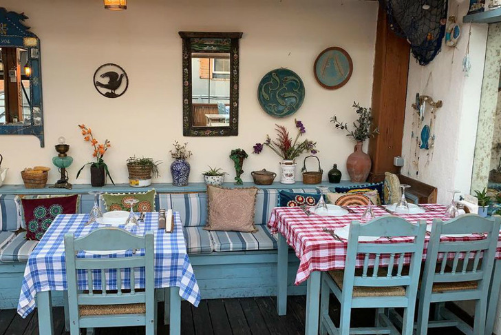 https://www.instagram.com/radikarestaurant/ | instagram