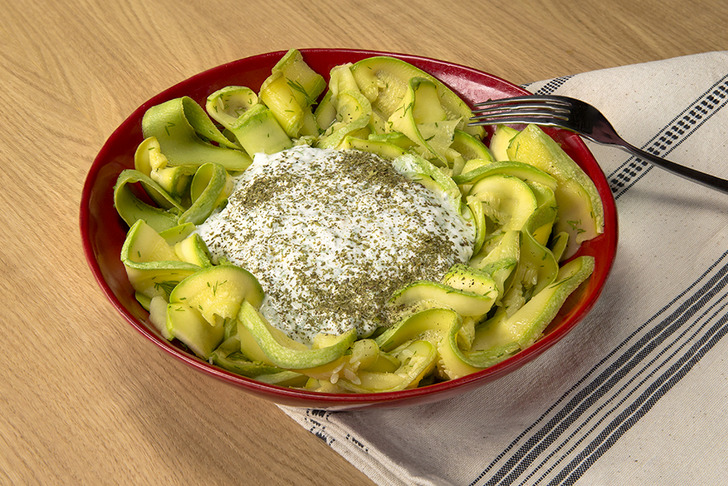 yogurtlu-kabak-salatasi-tarifi