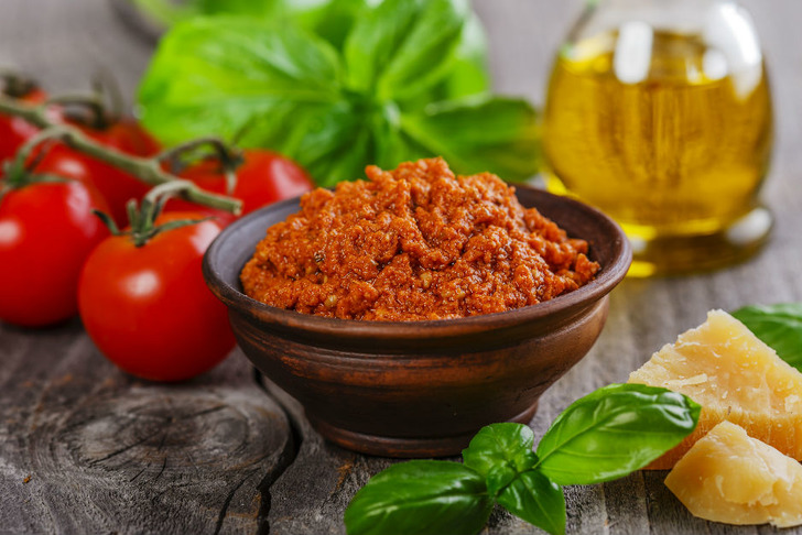 Parmesanlı Acı Sos Tarifi
