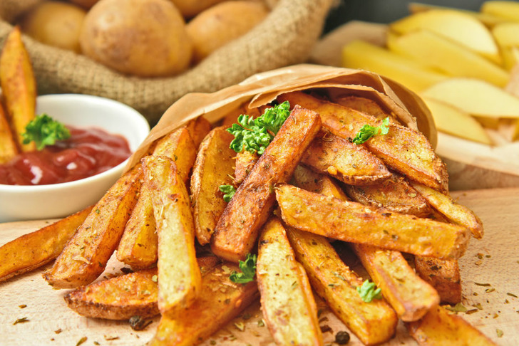 kajun-baharatli-patates-kizartmasi-tarifi