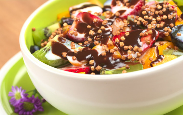 meyve-salatasi-cikolatali-1