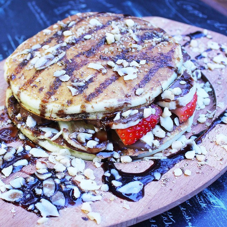 https://www.instagram.com/munchiescp/ | instagram
