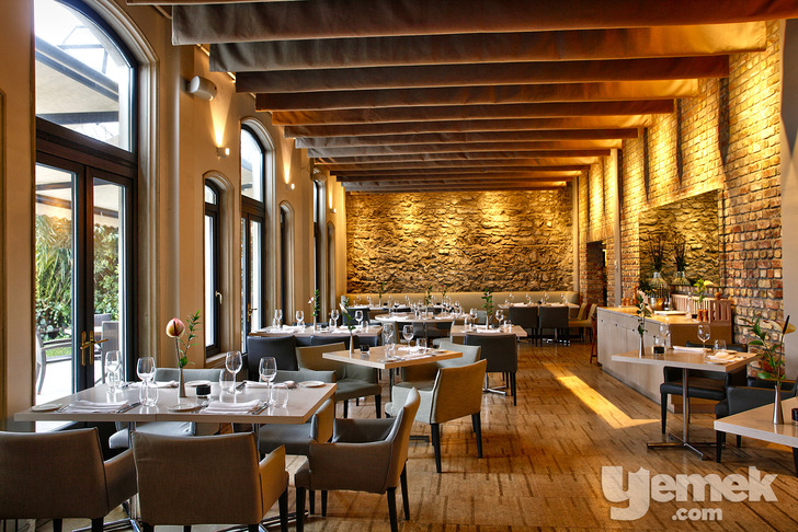 Tapasuma Restaurant İç Mekan