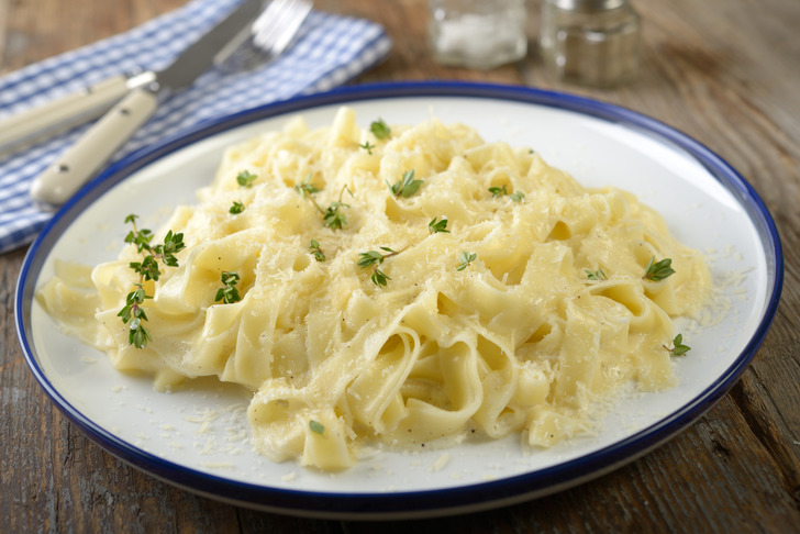Rokfor Soslu Tagliatelle Tarifi