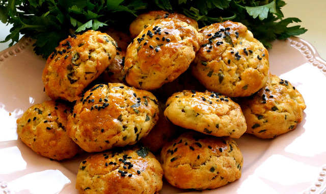 Ağızda Dağılan: Anne Poğaçası