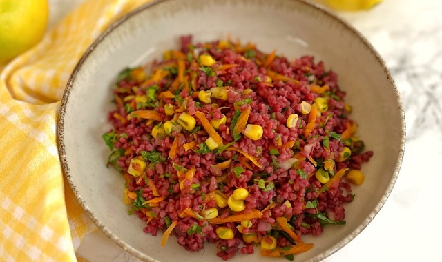 Ekşi Sevenlere: Şalgamlı Bulgur Salatası