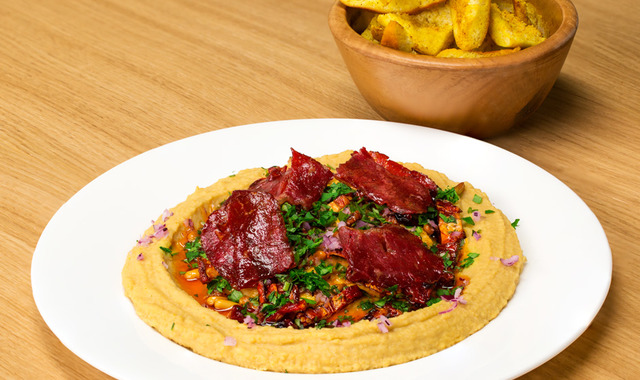 Damakta İz Bırakır: Pastırmalı Humus