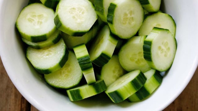 3 Günde 3 Kilo Verdiren Ödem Düşmanı Diyetle Tanışın: Salatalık Diyeti