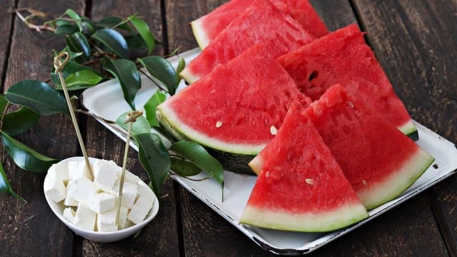1 Haftada 5 Kilo Verdirdiği Söylenen Yaz Aylarının Popüler Diyeti: Karpuz Diyeti