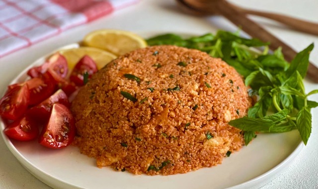 Yumurtalı Çiğ Köfteye Rakip: Yumurtalı Kısır