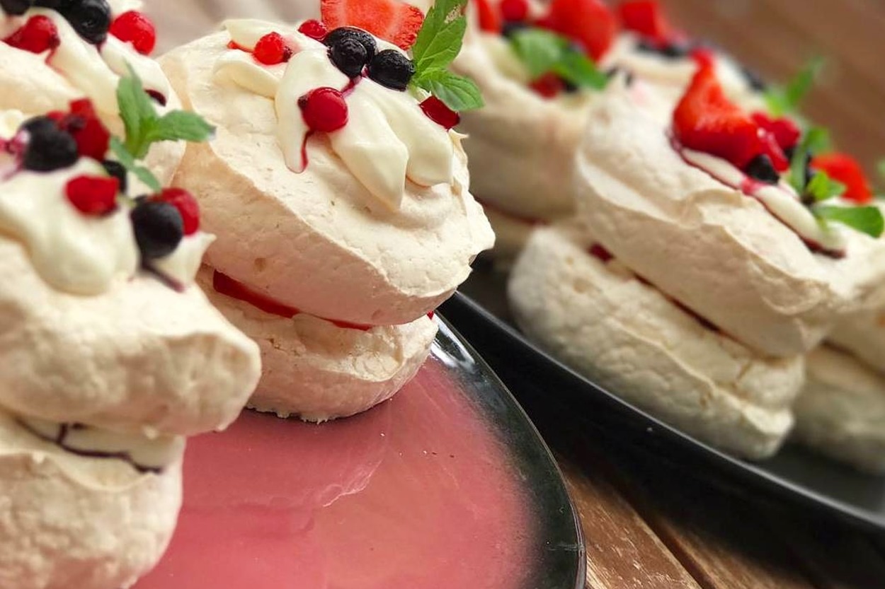Tarih Kokan Bir Tatlı: Pavlova