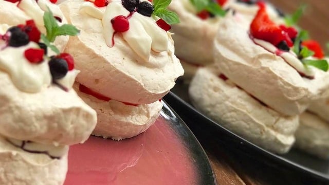 Tarih Kokan Bir Tatlı: Pavlova