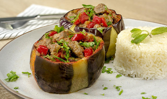 Karnıyarık Bize Küstü: Saksı Kebabı