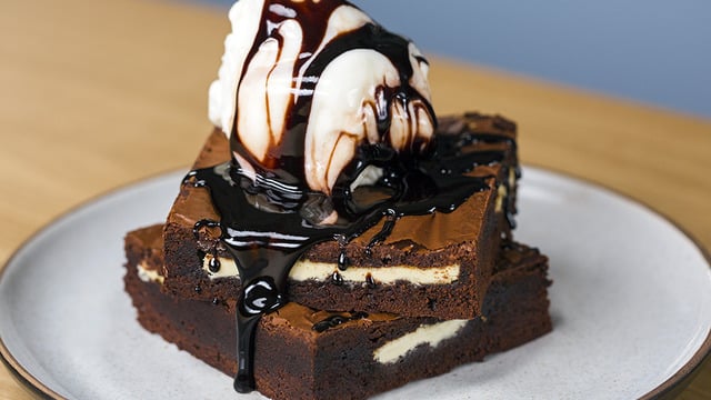 En Lezzetlisi: Beyaz Çikolatalı Brownie