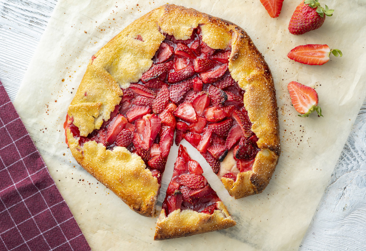 Dilim Dilim Yersin: Çilekli Galette Tarifi