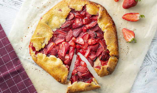 Dilim Dilim Yersin: Çilekli Galette