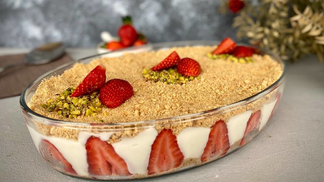 Kalabalık Sofralara: Borcamda Magnolia Tatlısı