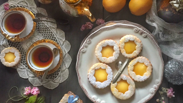 Limon Kreması Dolgulu: Haşhaş ve Kakuleli Limonlu Kurabiye