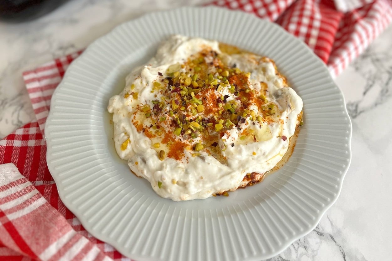 Sofranın Assolisti: Tahinli Patlıcan Mezesi