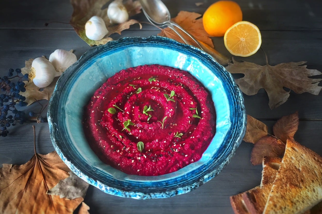 Pembe Lezzet: Pancarlı Humus