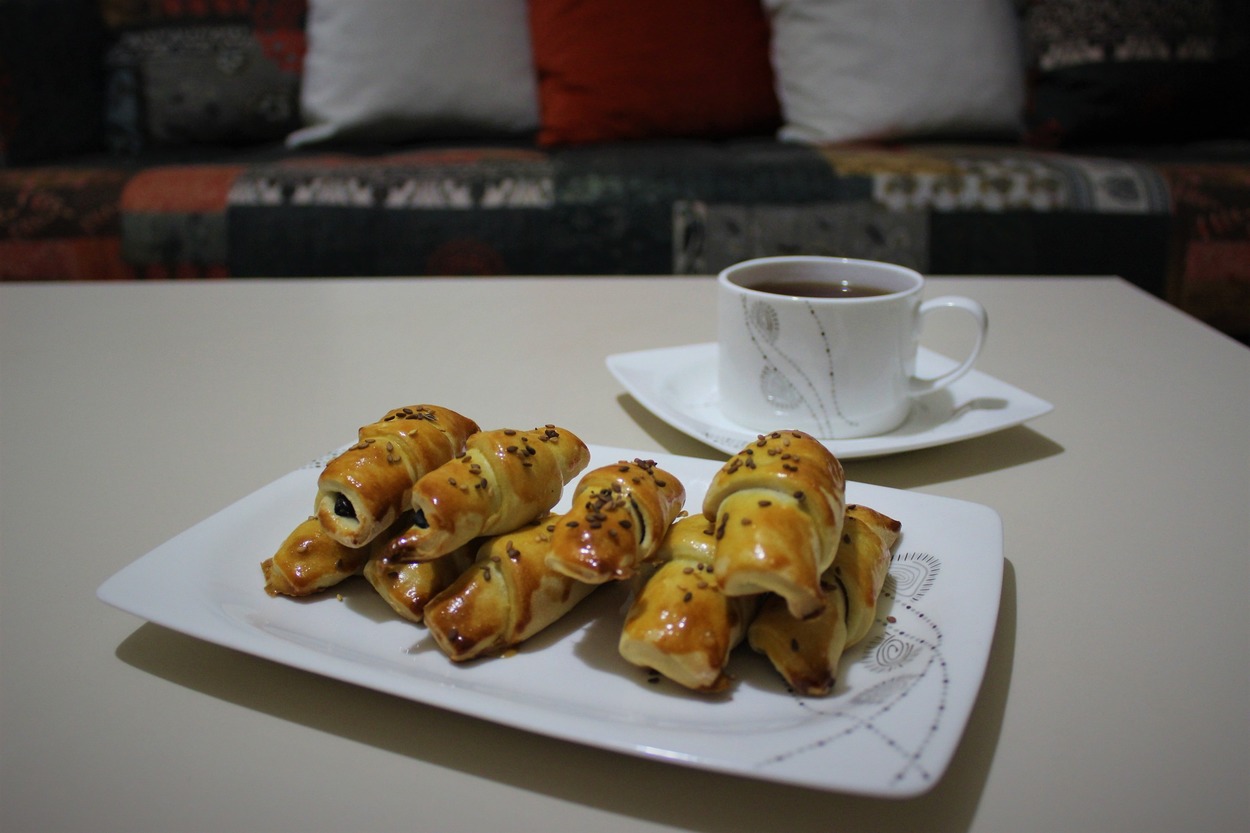 Çay Saatleri Onunla Güzel: Zeytinli Kisve
