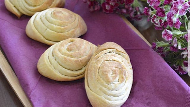 Şekli Hayran Bırakır: Badambura Poğaça