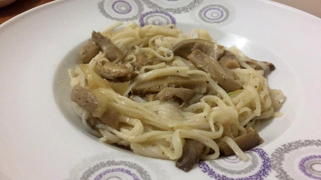 Glutensiz Lezzet: Mantarlı Pirinç Makarnası