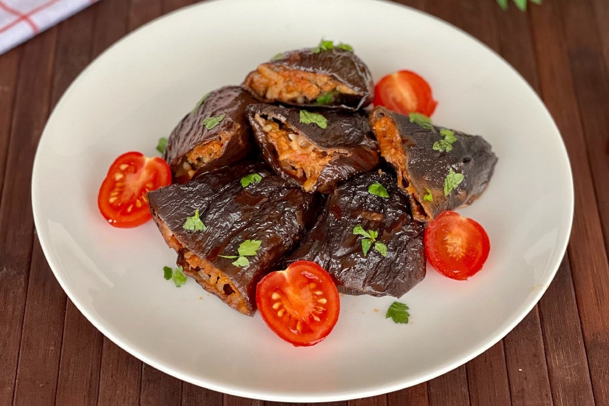 Sevim'in Tarifi: Etli Kuru Dolma