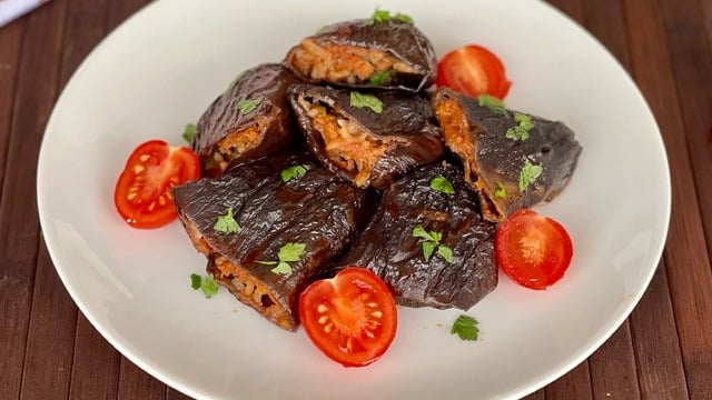 Sevim'in Tarifi: Etli Kuru Dolma