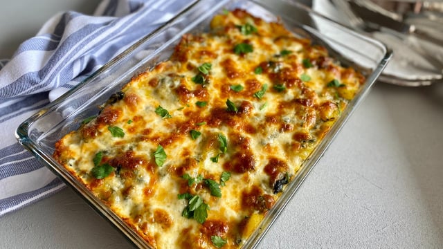 Hafifliğiyle Pratikliğiyle: Ispanaklı Patates Graten