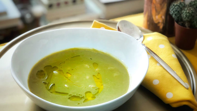 Sağlıklı Başlangıç: Brokoli Ve Pazı Çorbası