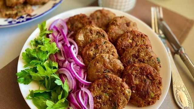 Ayırt Edilemez: Kıyma Tadında Mercimek Köftesi