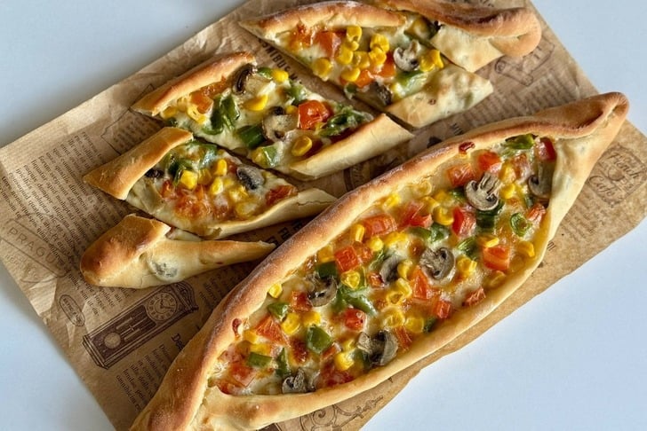 Sebzeli Pide Tarifi