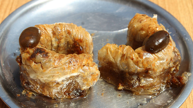 Pahalılık Sebebiyle Antep Fıstıklı Baklava Yerine Üretilen Zeytinli Baklava
